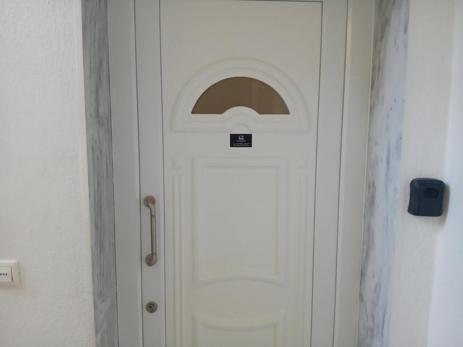 Teos Apartment Метаморфоси Екстериор снимка