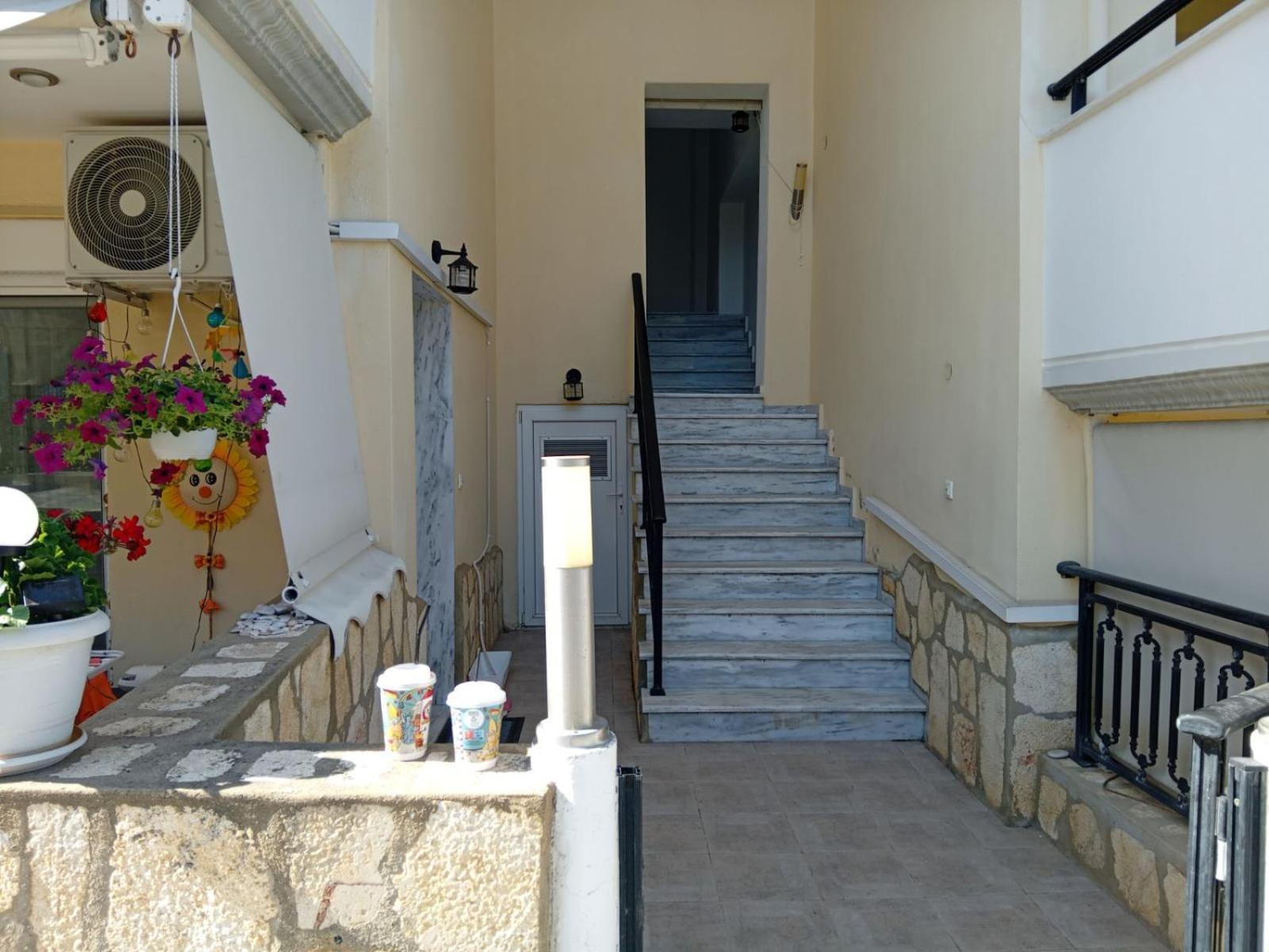 Teos Apartment Метаморфоси Екстериор снимка